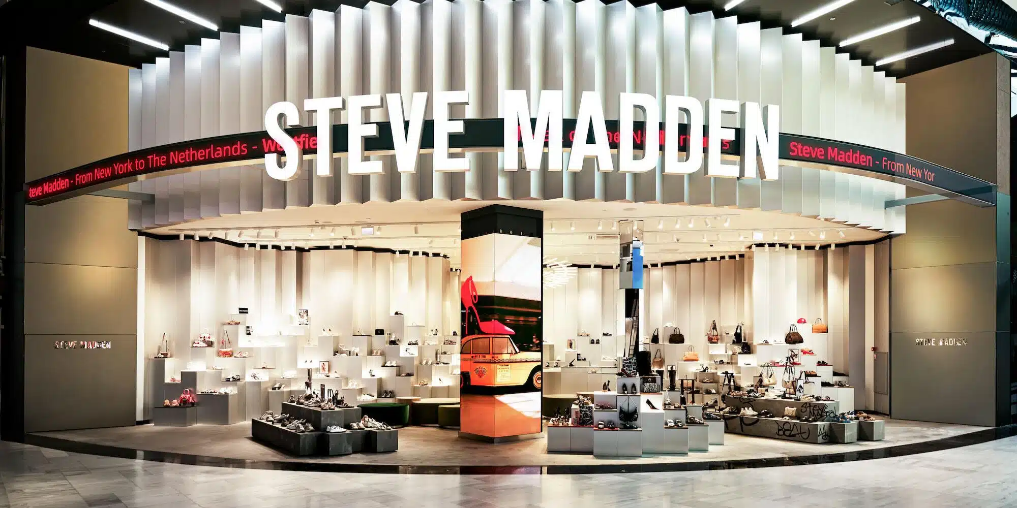 Banner 1 - Steve Madden Italia