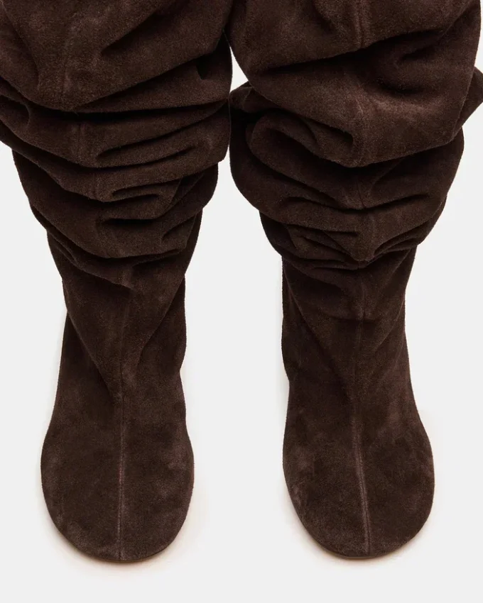 Allison in camoscio marrone Allison in camoscio marrone