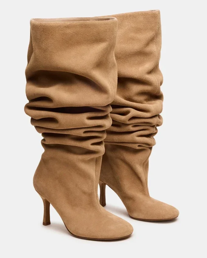 Allison in pelle scamosciata color tortora Allison in pelle scamosciata color tortora