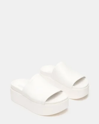 Arwen in pelle bianca