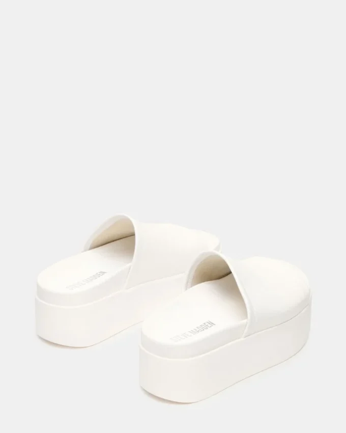 Arwen in pelle bianca