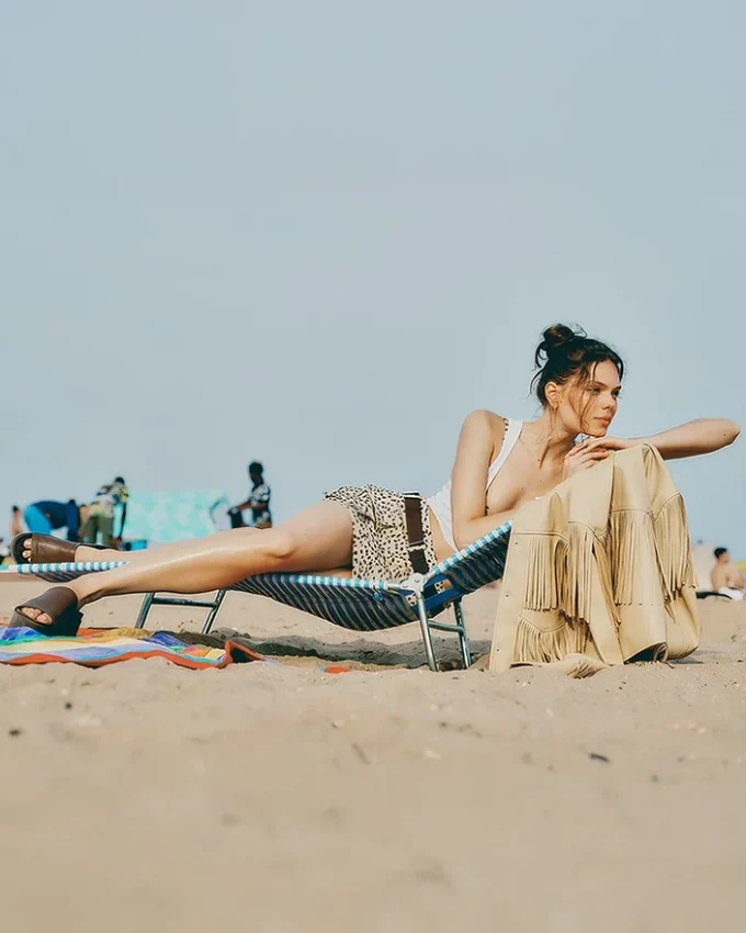 Arwen in pelle marrone