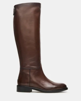 Beren Brown in pelle