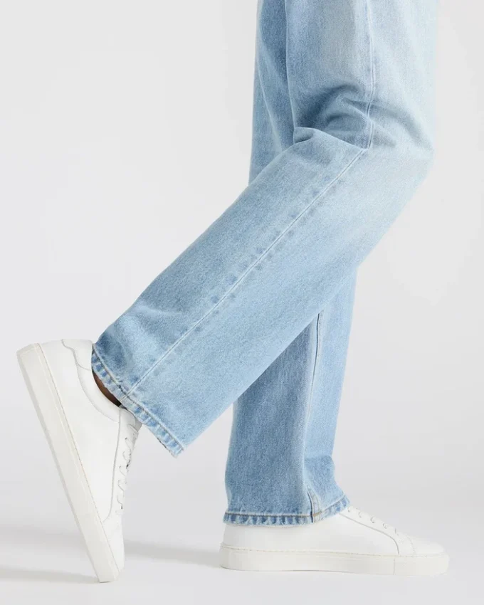 Bondd in pelle bianca