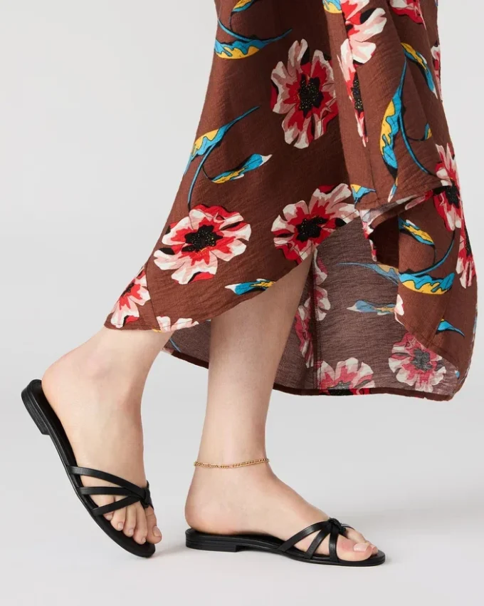 Calissi in pelle nera