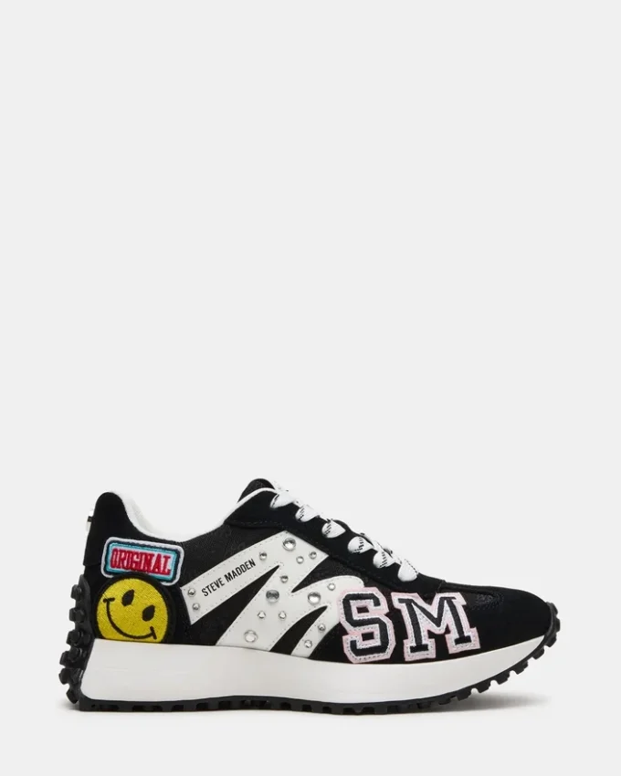 Campo Nero con toppe multicolori Campo Nero con toppe multicolori