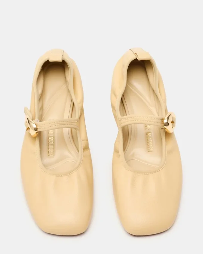 Daffia Butter Leather