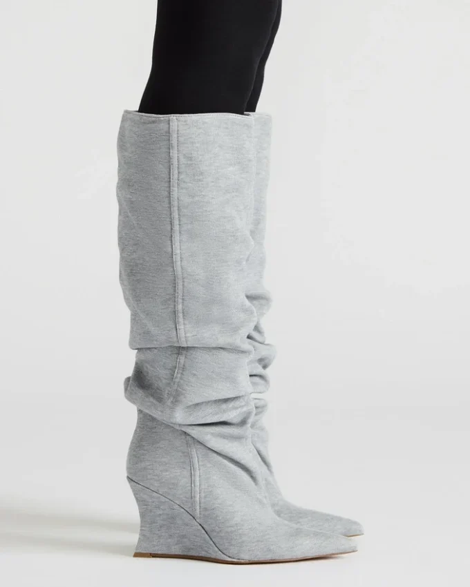 Distortion in tessuto grigio