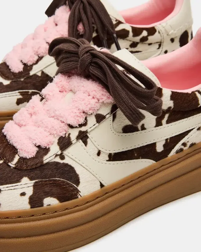 Dodge marrone con stampa mucca