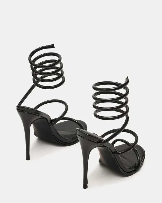 Exotica in vernice nera