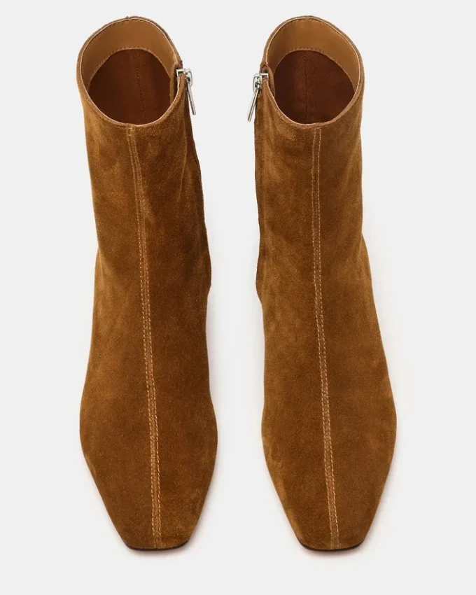 Flaire in pelle scamosciata color sabbia