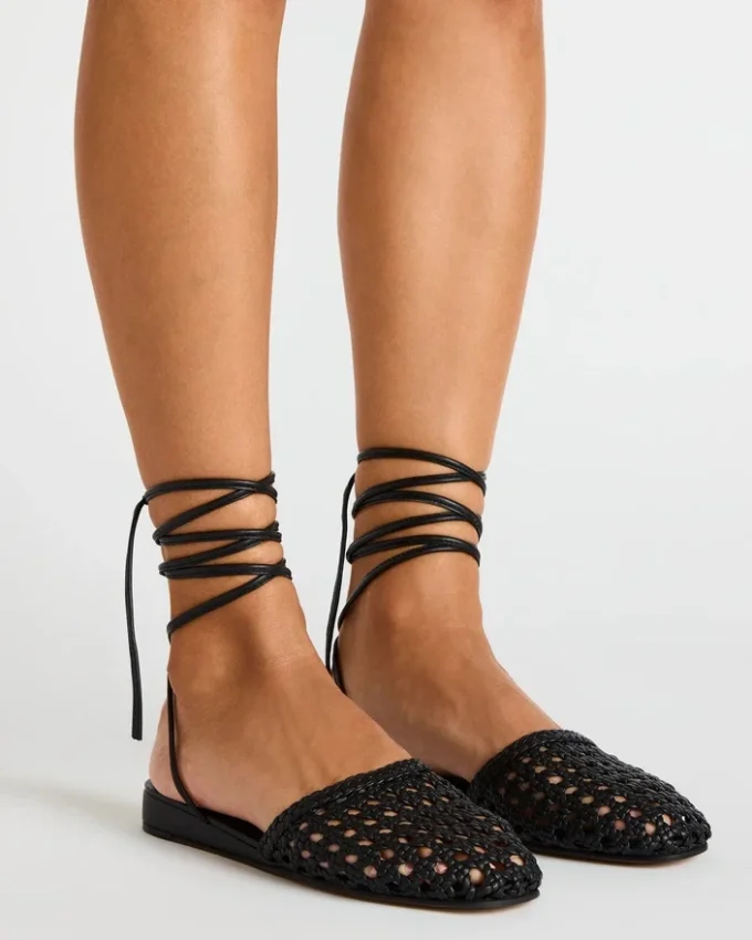 Flutter in pelle nera