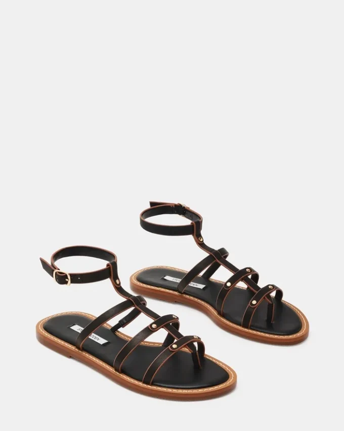 Givara in pelle nera Givara in pelle nera