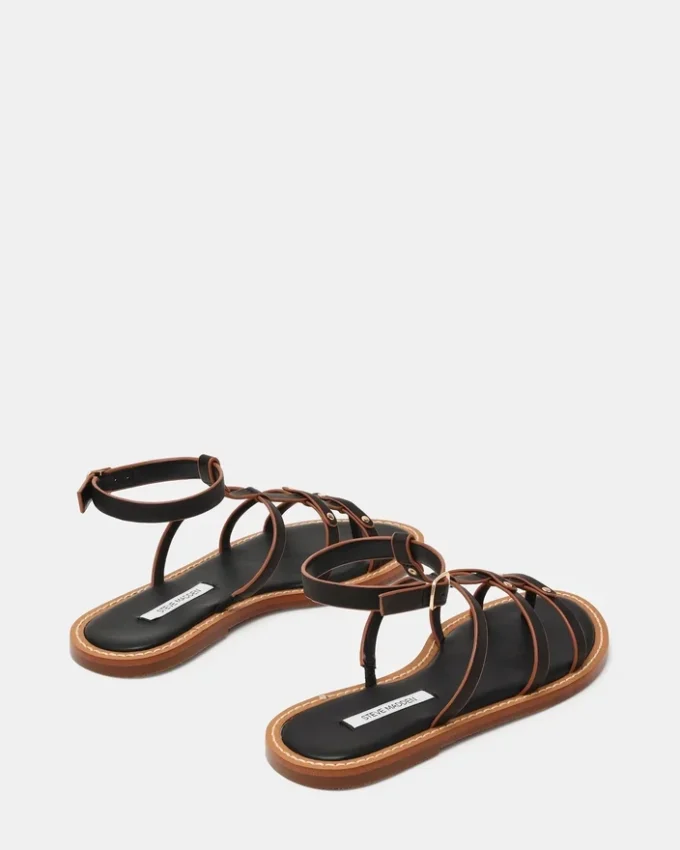 Givara in pelle nera Givara in pelle nera