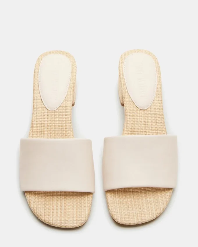 Hailee in pelle color osso