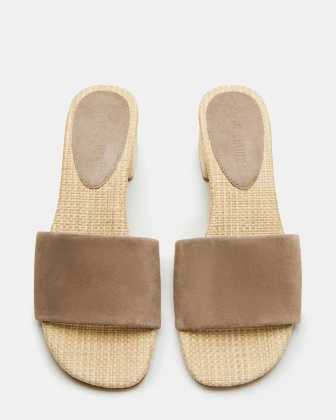 Hailee in pelle scamosciata color tortora Hailee in pelle scamosciata color tortora