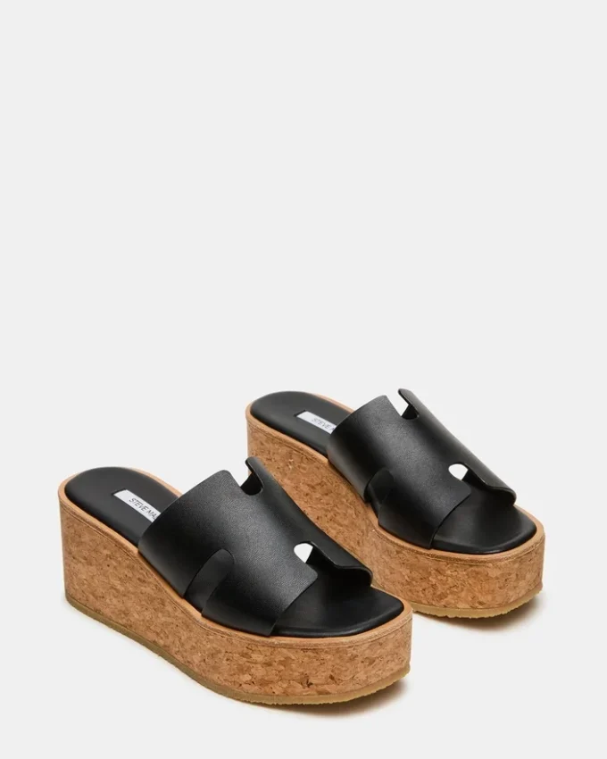 Harmony in pelle nera