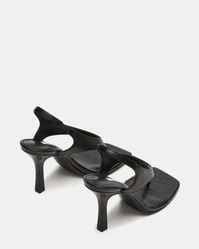 Improv in pelle nera Improv in pelle nera