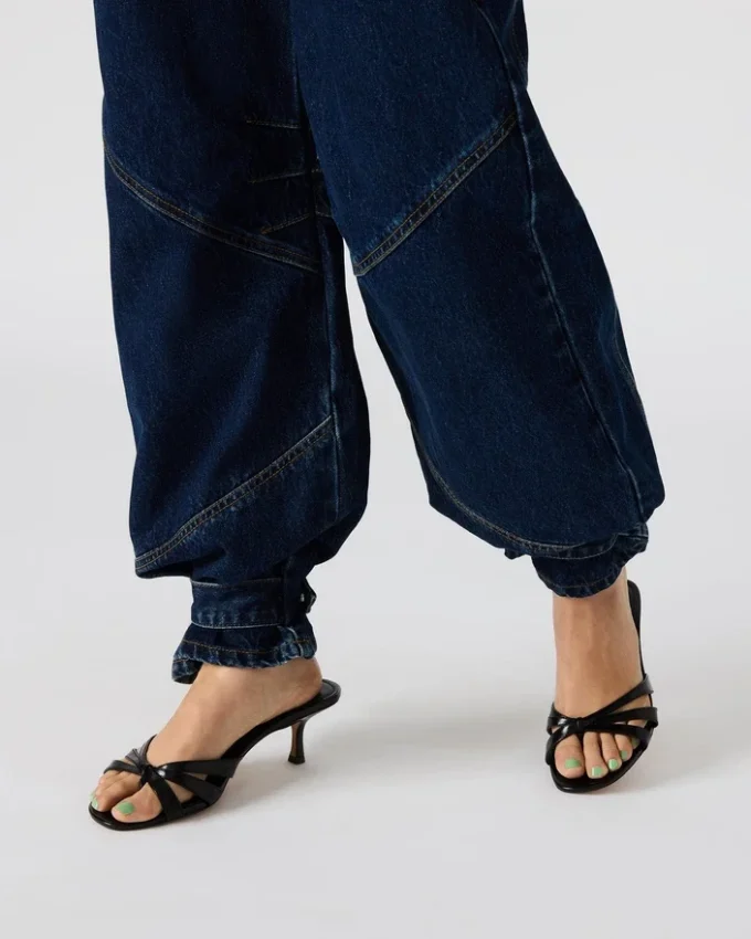 Jeans Tre a lavaggio scuro