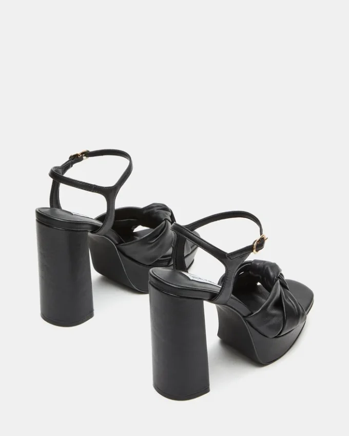 Joyride in pelle nera