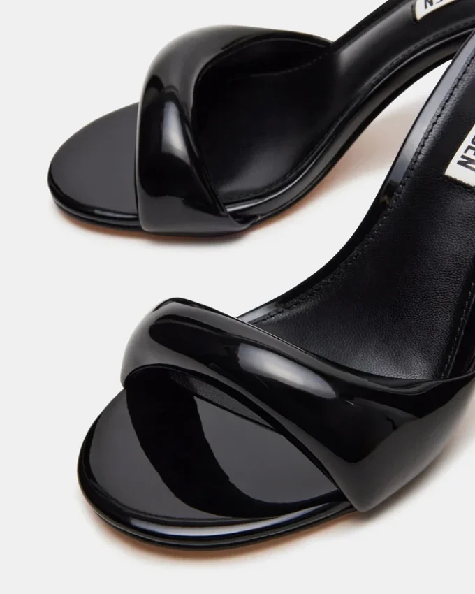 Kieran in vernice nera