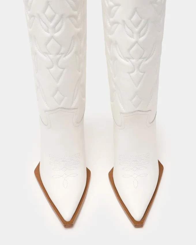 Kinzee in pelle bianca