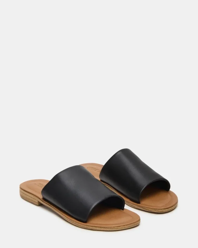 Kipp in pelle nera Kipp in pelle nera