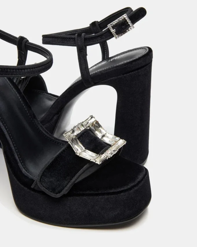 Liandra Buckle in velluto nero