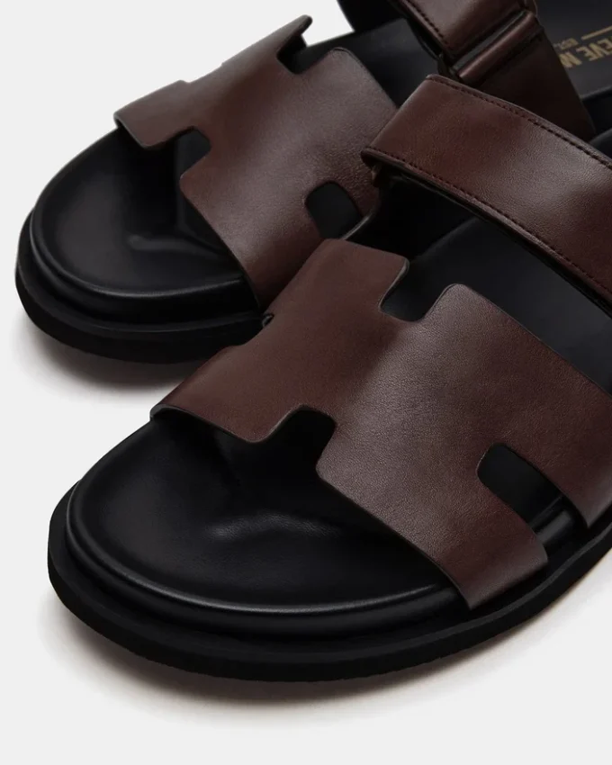 Maiven in pelle marrone