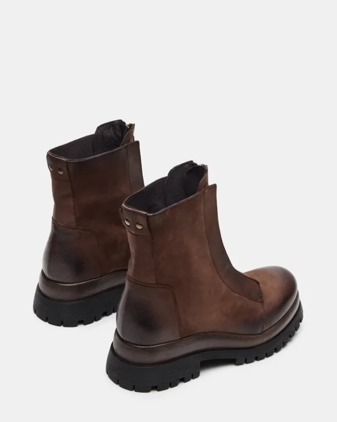 Milton Brown in pelle