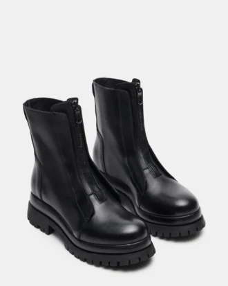 Milton in pelle nera