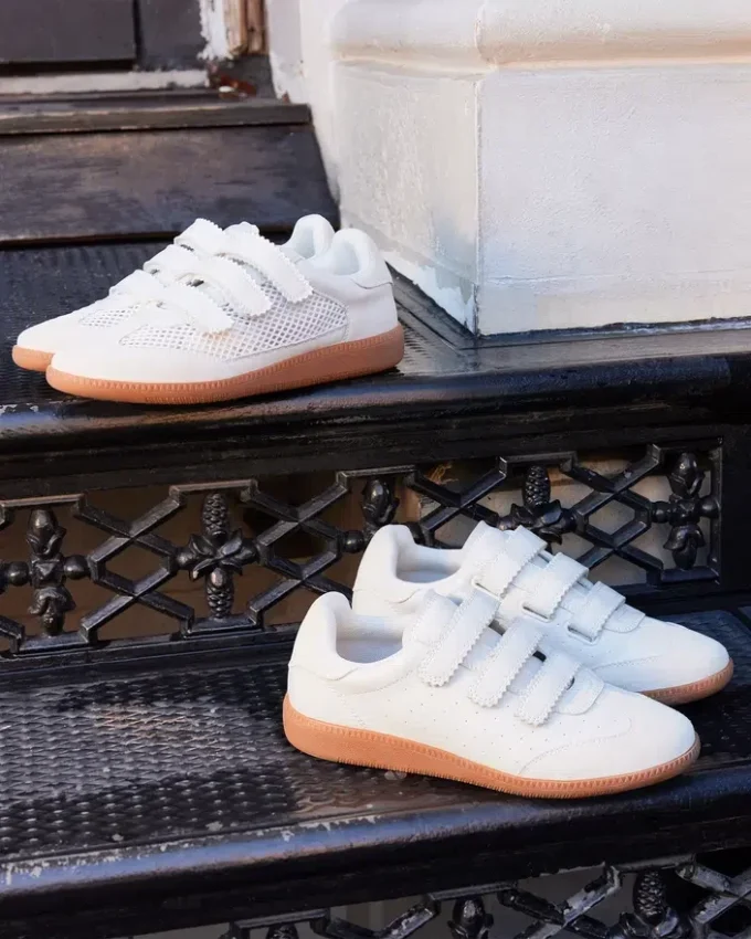 Momentum White Momentum White