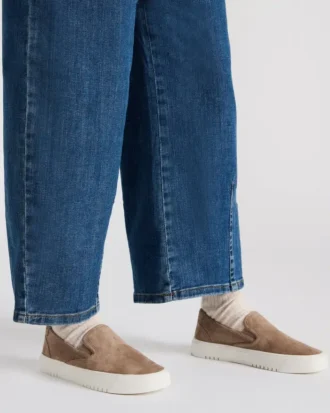 Murphy in pelle scamosciata color tortora