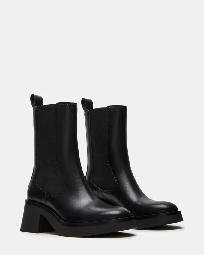 Murray in pelle nera