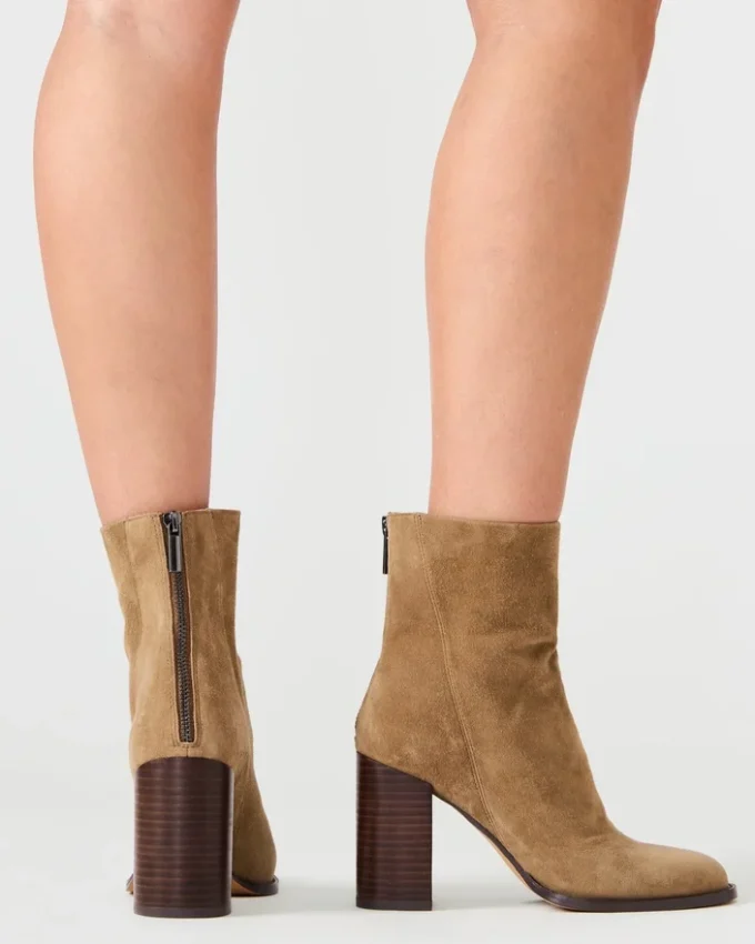 Obsession in pelle scamosciata color tortora