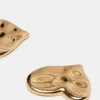 Orecchini a bottone a forma di cuore con texture, finitura dorata Orecchini a bottone a forma di cuore con texture, finitura dorata
