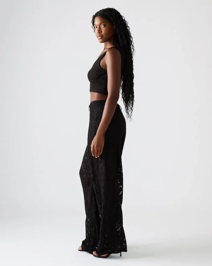 Pantaloni Tre Lace neri