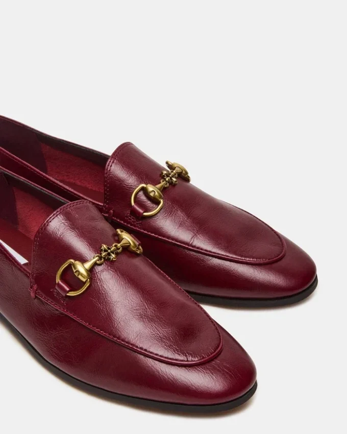 Pelle Grafton color vino