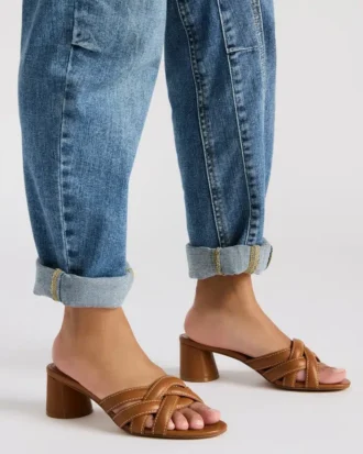 Pelle marrone chiaro Marano