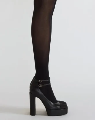 Peyton in pelle nera