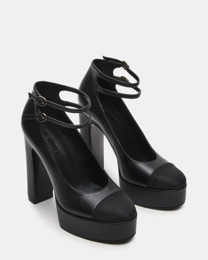 Peyton in pelle nera