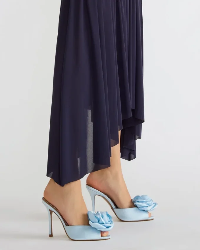 Priya Flower in raso blu