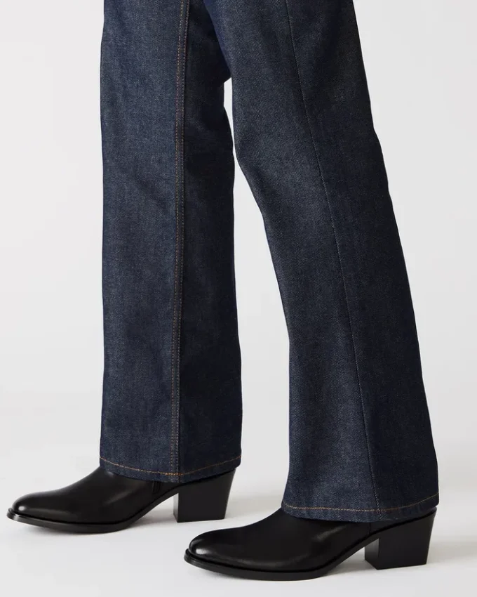 Richie in pelle nera