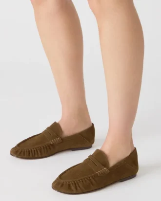 Roger in pelle scamosciata color tortora Roger in pelle scamosciata color tortora