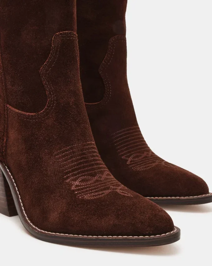 Sally Brown in pelle scamosciata Sally Brown in pelle scamosciata