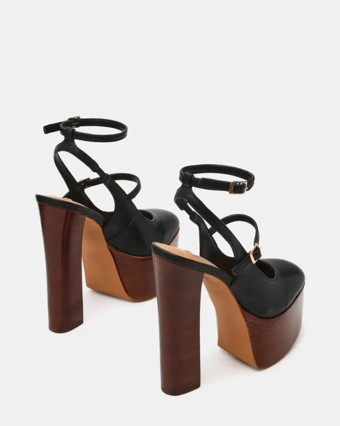 Scotlyn in pelle nera con tacco a blocchi