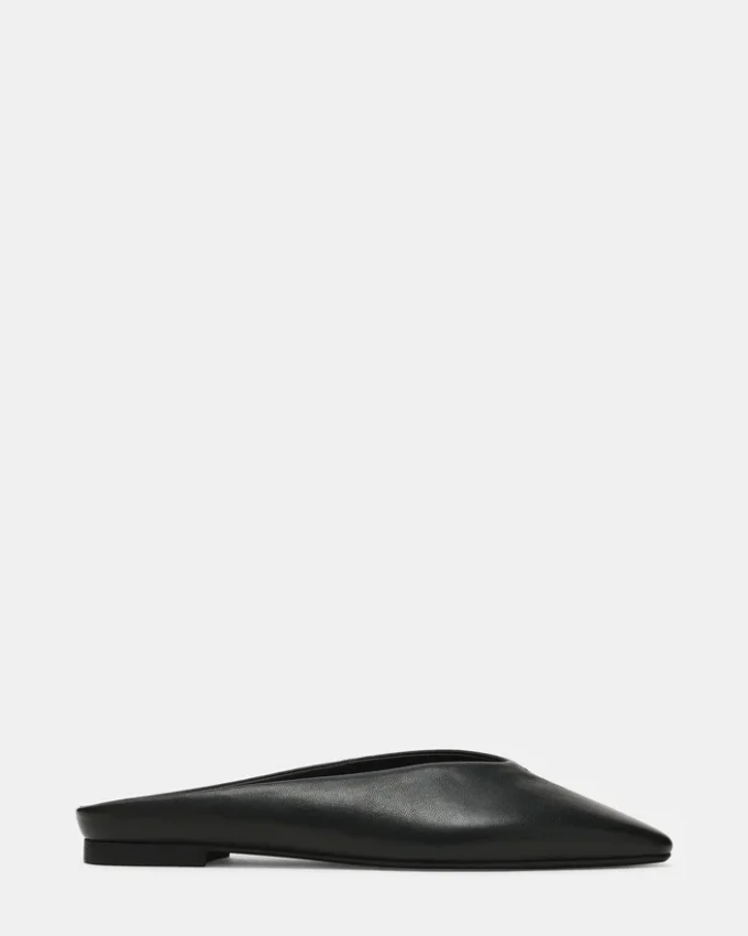 Sherman in pelle nera