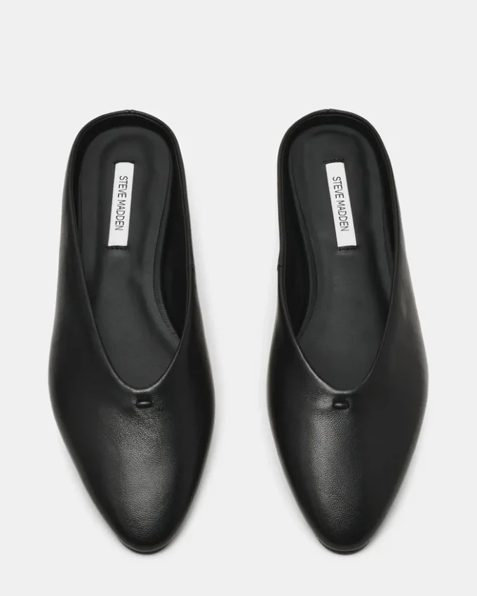 Sherman in pelle nera