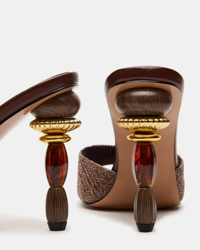 Sia Marrone Sia Marrone