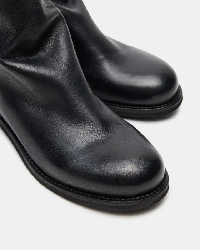 Stivaletti Hughie in pelle nera Stivaletti Hughie in pelle nera